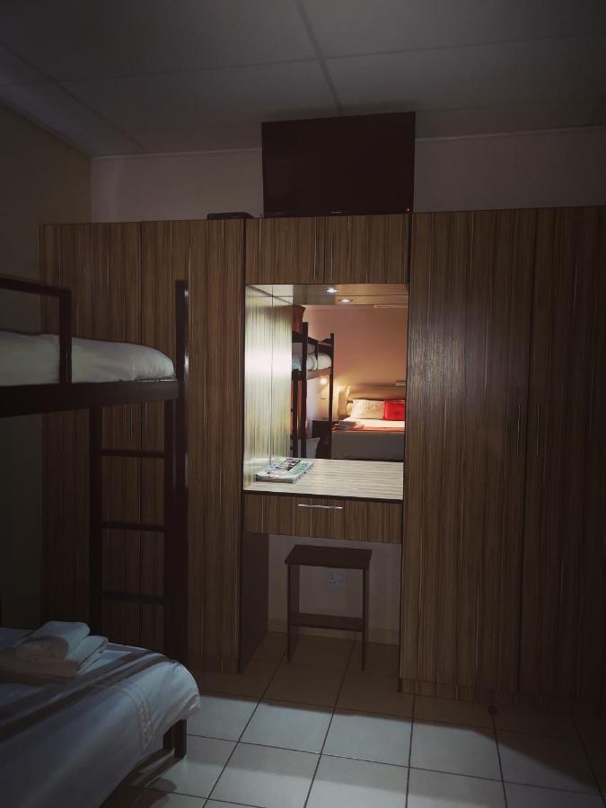 Aaa Rose Garden Guesthouse Mookgophong Luaran gambar
